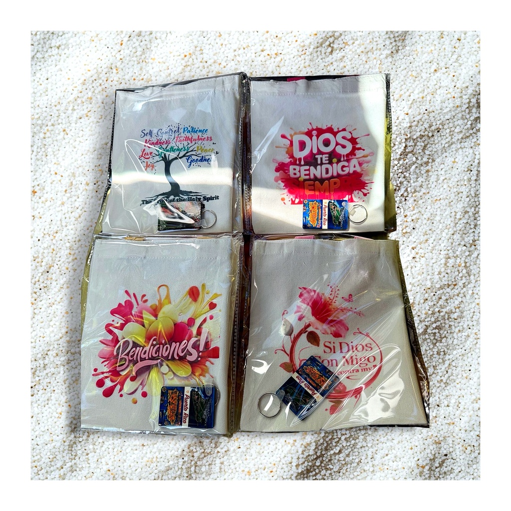 Llaveros Religiosos Empacados para Regalo